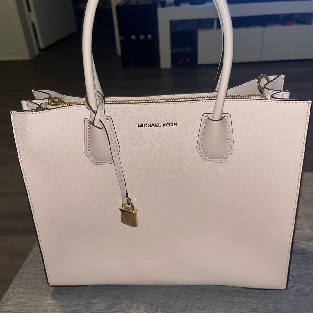 Michael Kors Light Pink Tote Bag